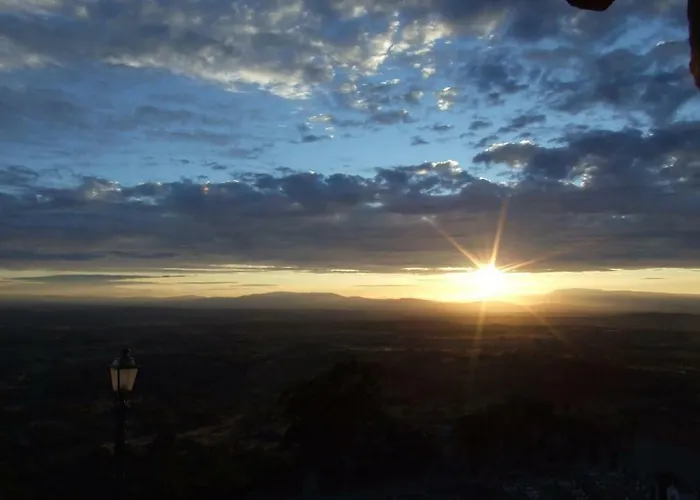 Sun Set House Monsanto